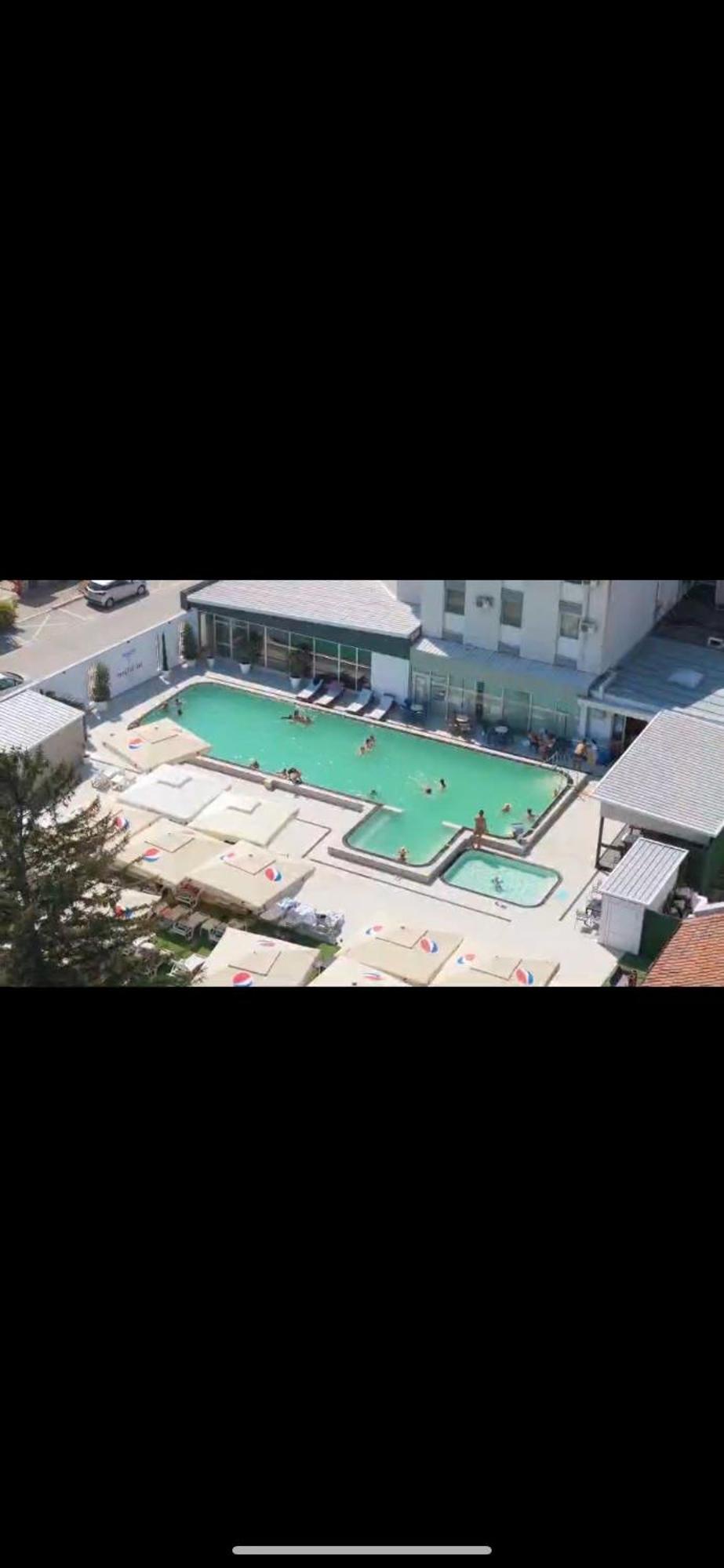 Hotel Tiski Cvet Novi Becej Екстер'єр фото