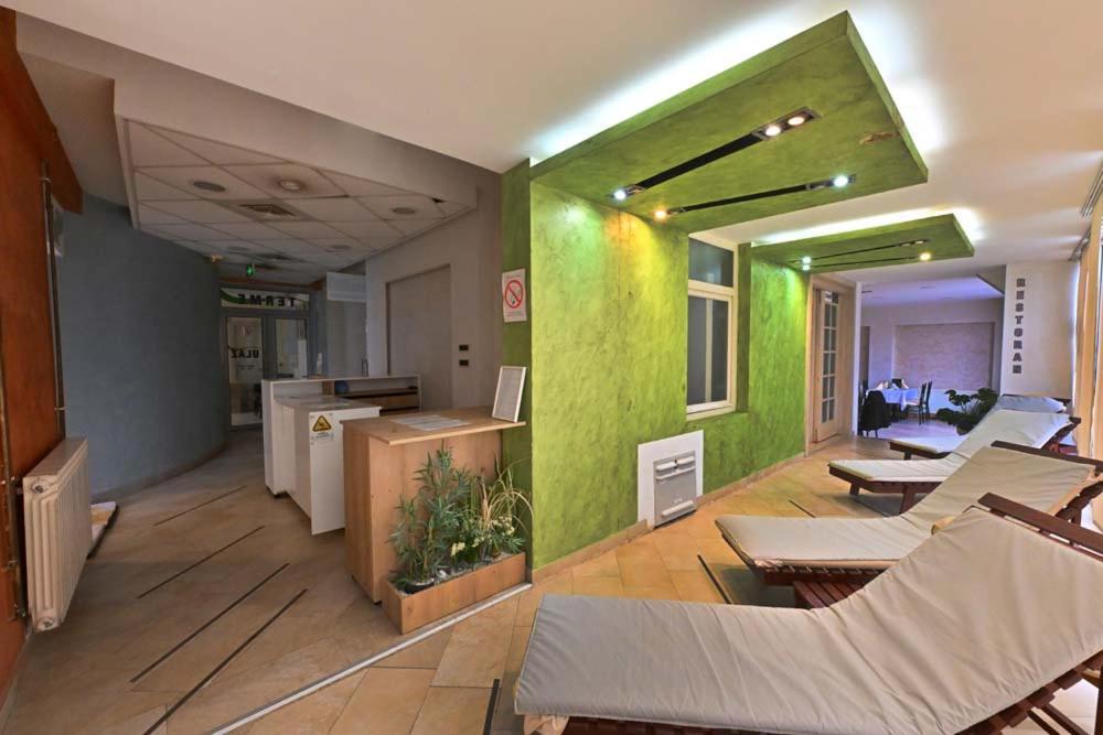 Hotel Tiski Cvet Novi Becej Екстер'єр фото