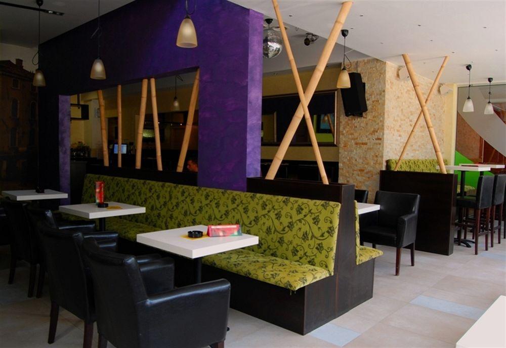 Hotel Tiski Cvet Novi Becej Екстер'єр фото