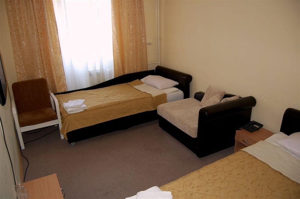 Hotel Tiski Cvet Novi Becej Екстер'єр фото